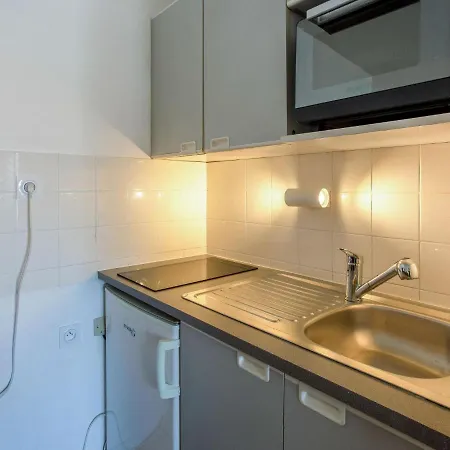 Saint James-13 By Interhome Apartmán *