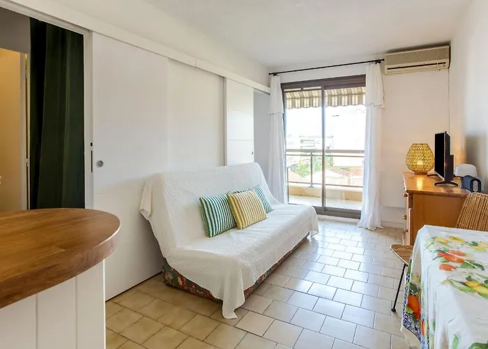 Saint James-13 By Interhome Ле-Лаванду